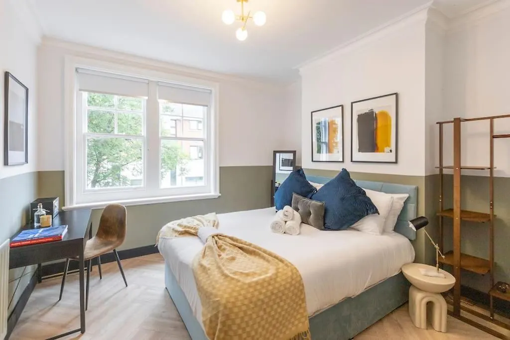 Trendy Mare Street 3 Bed Next Hackney Central London Apartment