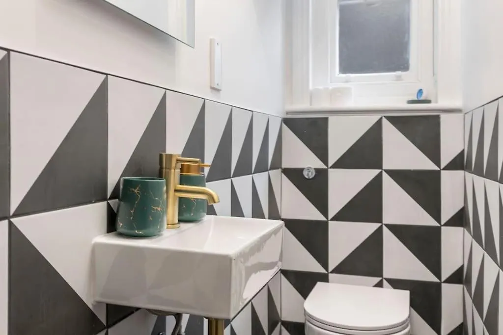 Trendy Mare Street 3 Bed Next Hackney Central London United Kingdom